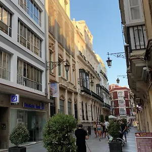 https://el-mirador-de-ancha-cadiz-11001.hotelsincadiz.net